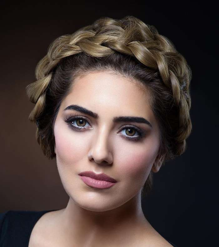 صورة اي تسريحات شعر من هيا عبد السلام تعجبك اكثر؟