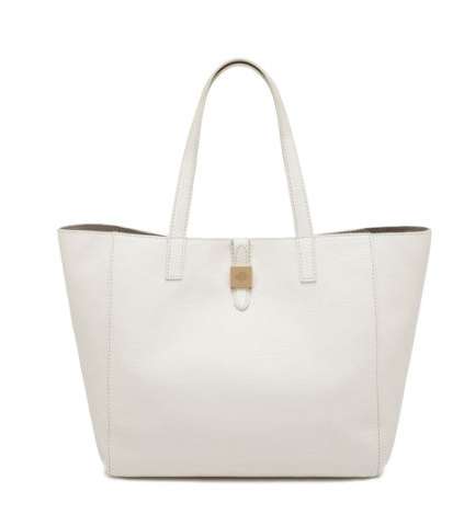 تالقي بحقيبة Mulberry الكبيرة لاطلالة حيوية