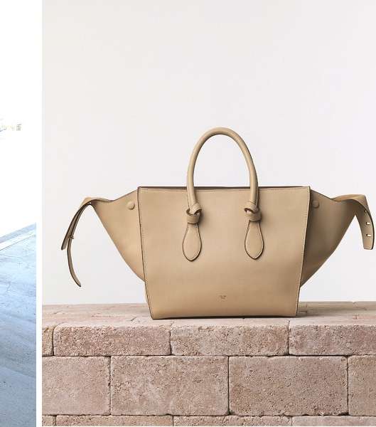 كورتني كارداشيان تحمل CÉLINE Tie bag
