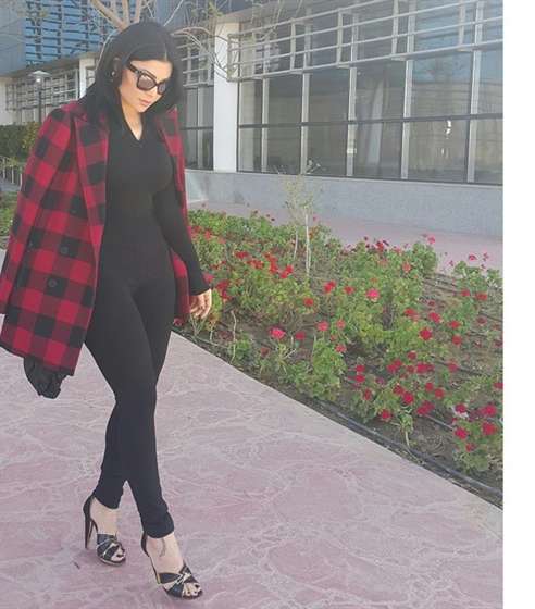 هيفاء وهبي تعتمد موضة الـ Tartan في مسلسل مريم