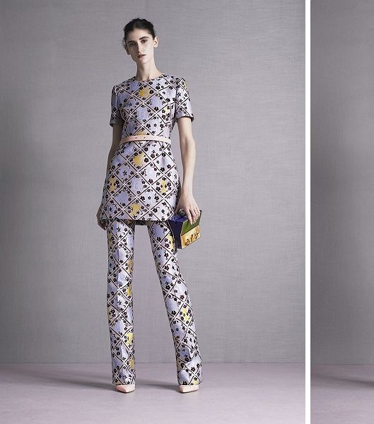 تصاميم مميّزة بطبعات فريدة من مجموعة Mary Katrantzou Resort 2015