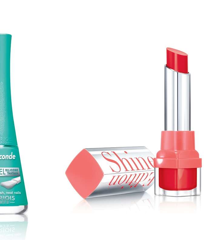 الزهري والأزرق لإطلالة مشرقة استثنائية