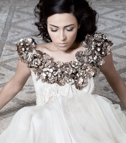 لأسلوب مميز وفريد يوم زفافك اختاري فستانك من المصمم كركور جابوتيان