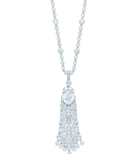 زيّني عنقك بقلادة Tiffany & Co