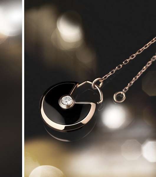 مجوهرات Amulette De Cartier