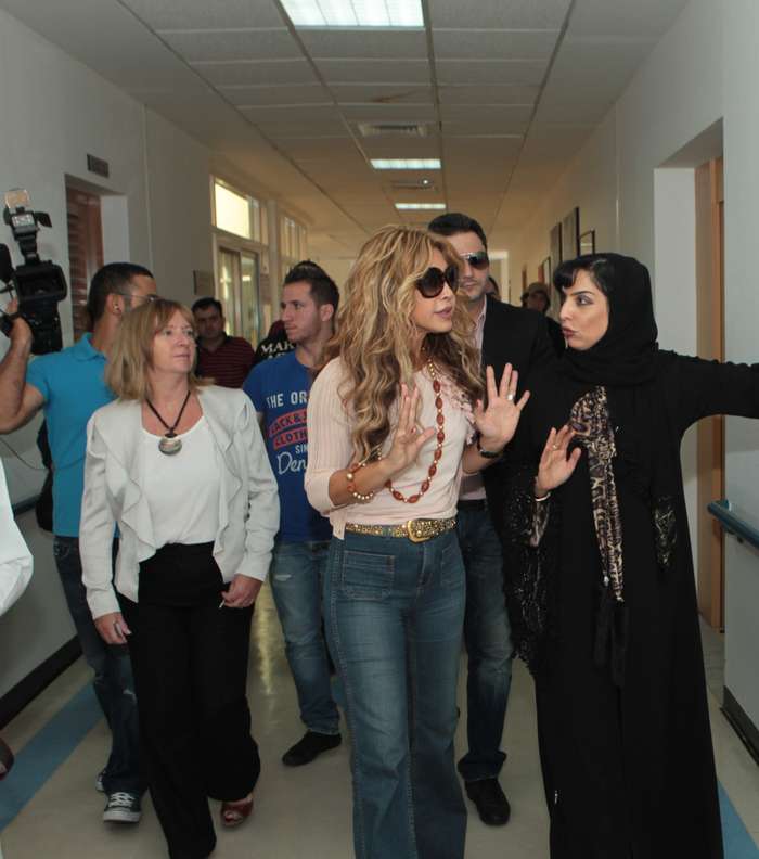 نوال الزغبي ومديرة مركز راشد