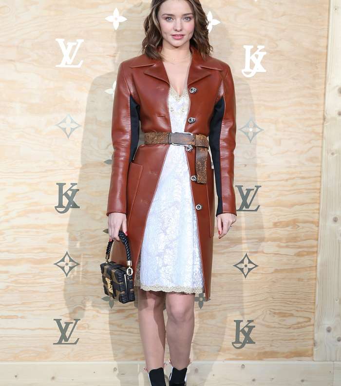 ميرندا كير في حفل اطلاق لويس فويتون حقائبها بالتعاون مع جيف كونز