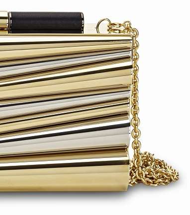 إليكِ بالصور أجمل تصاميم حقائب علامة Salvatore Ferragamo وSara Battaglia