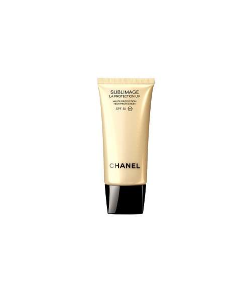 مستحضر Sublimage من CHANEL يناسب امراة الدلو