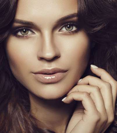 بالصور، أحدث المستحضرات العالميّة لماكياج خريف 2015