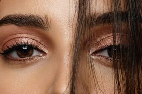 عيون تحكي حكاية العيد على ياسمينة