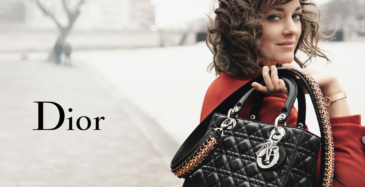ماريون كوتيارد في الحملة الإعلانية الجديدة لحقيبة "ليدي ديور"