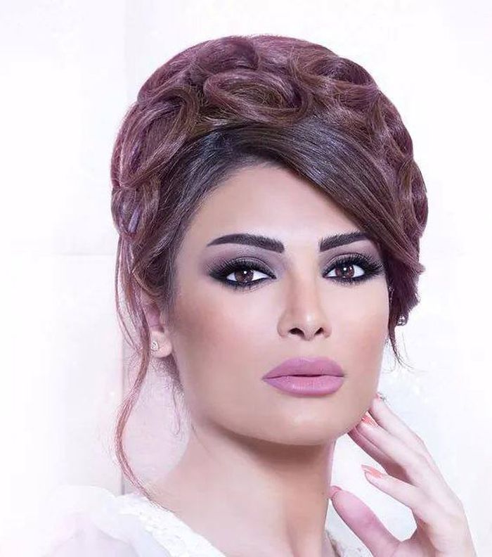 صور اجمل مكياج عرائسي لهذا الموسم