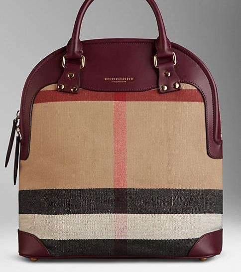  إختاري شنطة بربري باللون البيج!