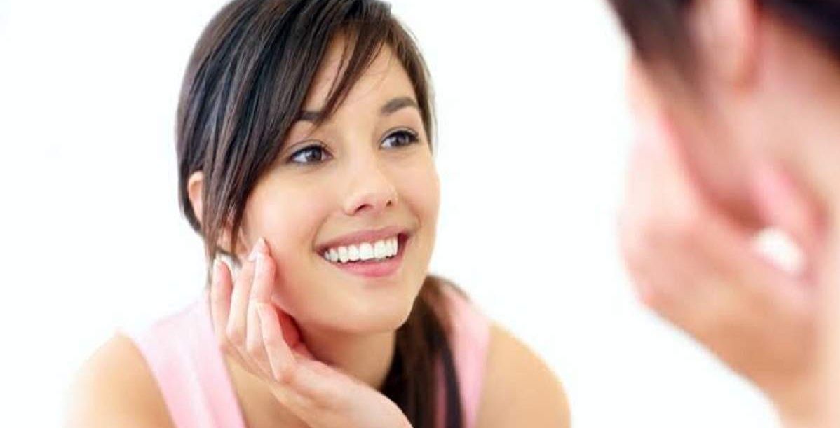 بشرة صافية بدون مسامات