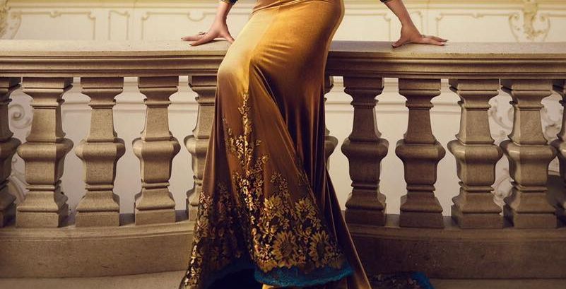 أحلام تتلقى هدية من الاميرة المغربية