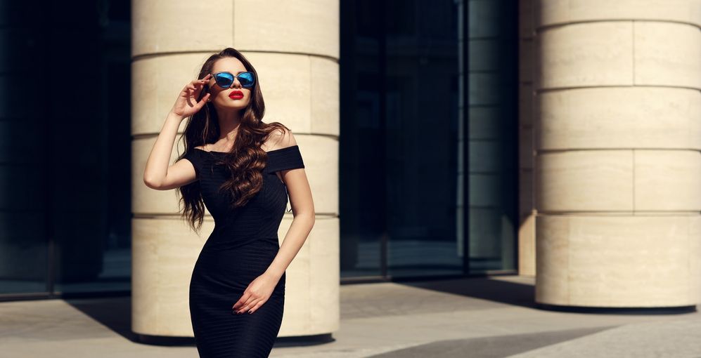 ما هو الزيت الذي يستخدمنه العارضات للمحافظة على نحافة خصرهن؟