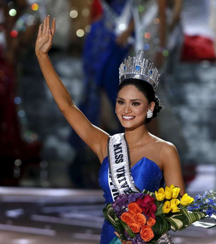 ملكة جمال الكون 2015 الفيليبينيّة بيا ألونزو