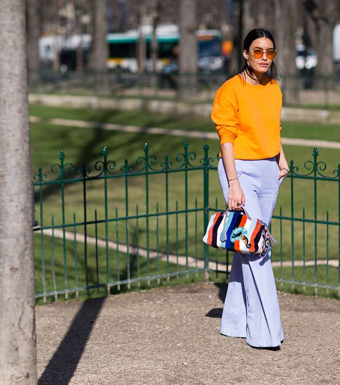 السروال الواسع بموضة الـ Flare في شوارع باريس