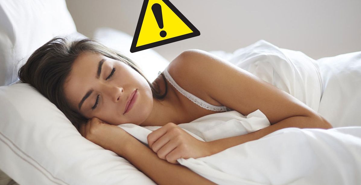 4 أخطاء قاتلة ترتكبينها بحق بشرتك قبل النوم!