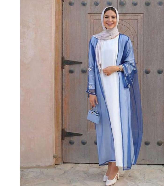 عبايات ملونه بالصور