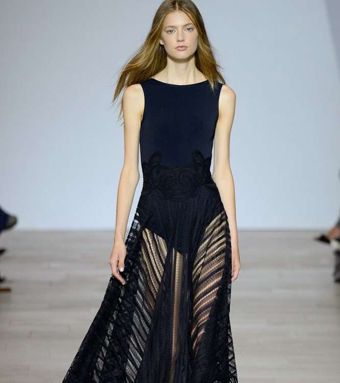 موضة الفساتين الشفافة من Antonio Beradi لصيف 2016