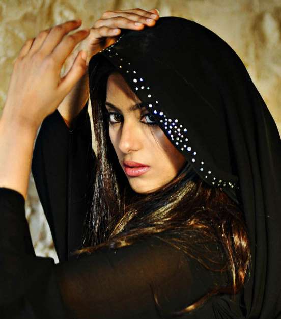 صور أزياء شيلاء سبت | مسابقة جمال العالم