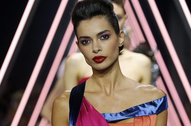 صيحات جمال أسبوع الهوت كوتور في باريس بين الكلاسيكية والعصرية