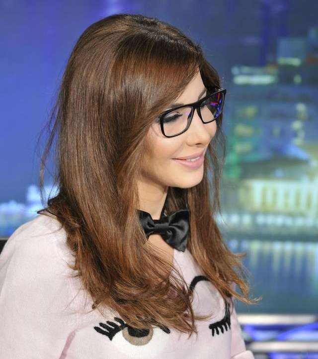 نانسي عجرم والنظارة الطبيّة