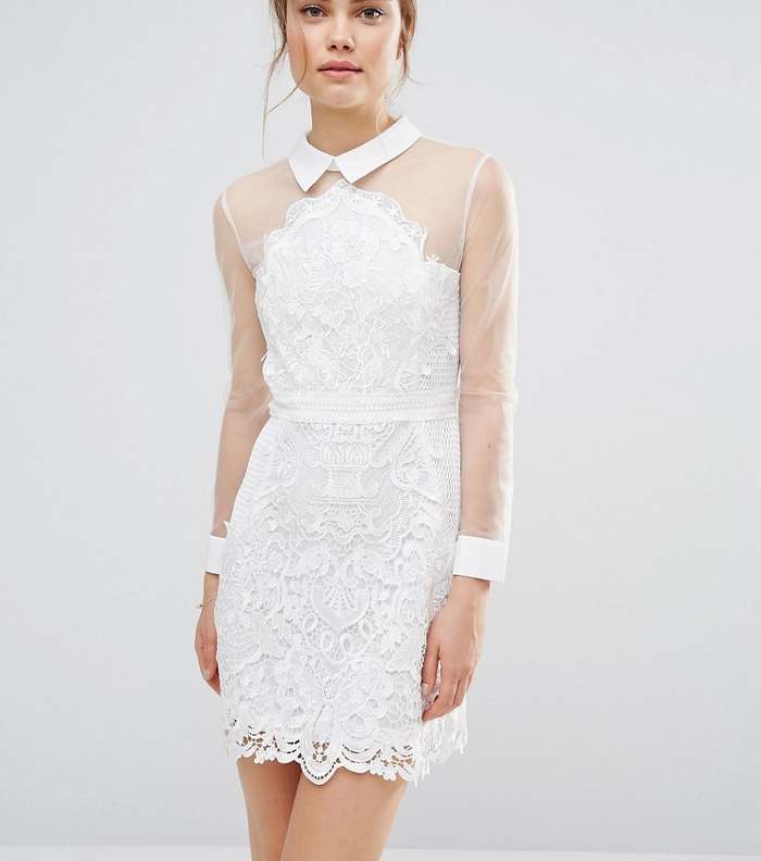 فستان الدانتيل والشيفون