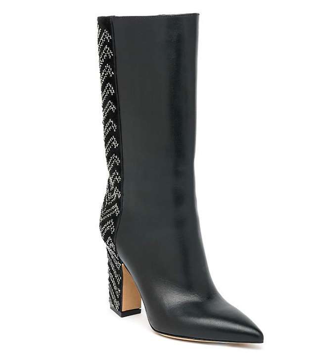 لشتاء 2016، اختاري حذاء فالينتينو المزين بالمسامير بموضة الـ Studs