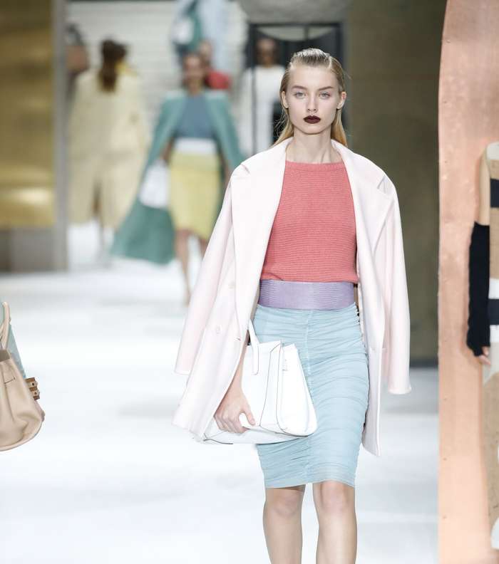 موضة الـ Color Blocks بالالوان الباستيلية من مجموعة متكس مارا ما قبل خريف 2017