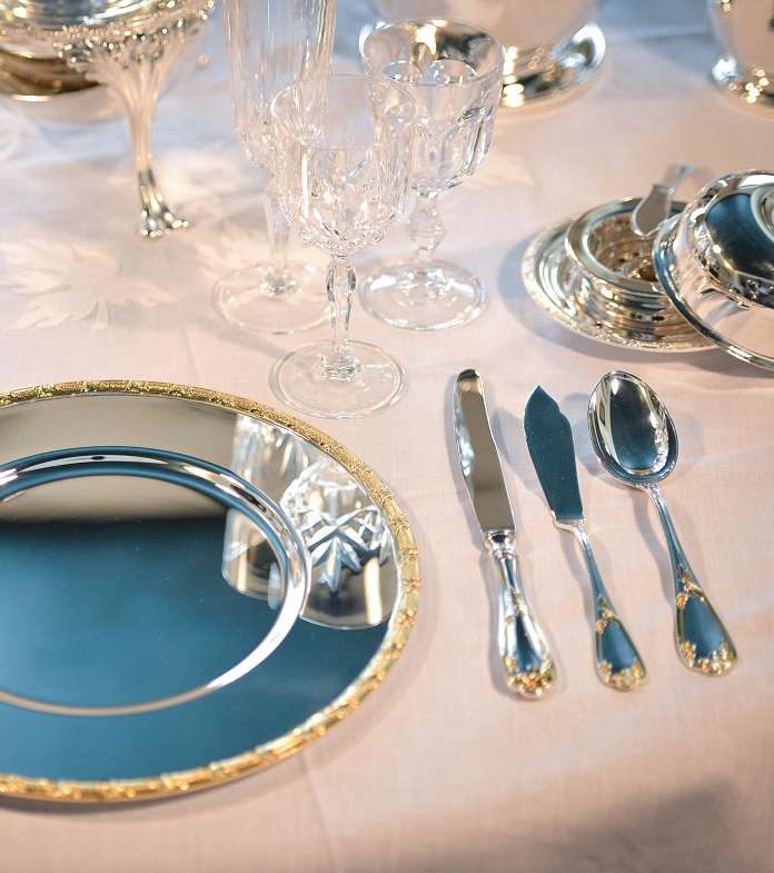 اكتشفي مجموعة الهدايا الرمضانية الأنيقة التي اختارتها لك ياسمينة