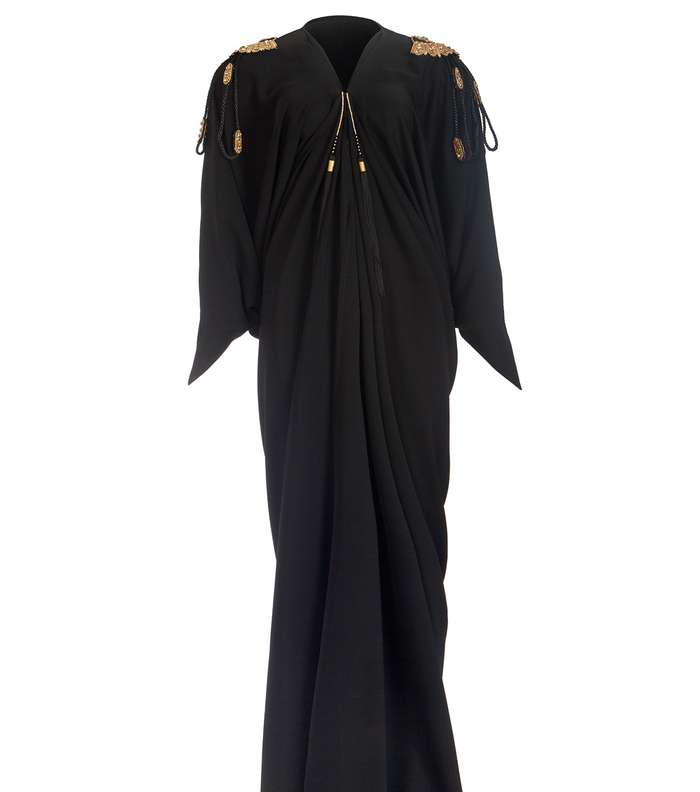 عباية الكولونيل من Tamara Al Gabbani