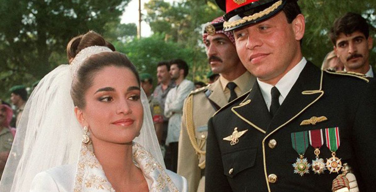 مكان غريب وغير متوقّع طلب فيه ملك الأردن يد زوجته الملكة رانيا!