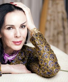 صورة مصممة الأزياء L`Wren Scott