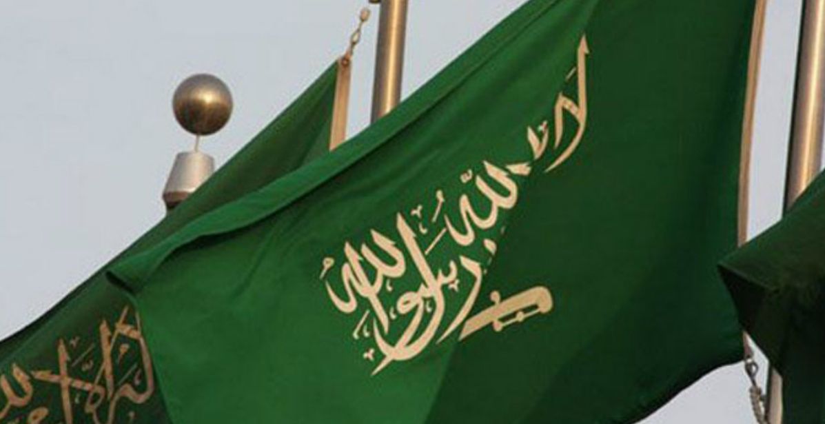 أول تعليق سعودي بشأن الانفجار الضخم الذي هز بيروت