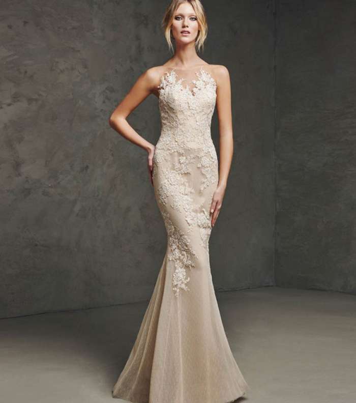 موديلات فساتين سهرة ناعمة وفخمة وطويلة روعه