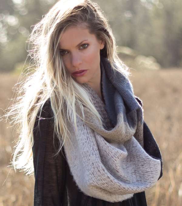 شالات الصوف المتعددة الألوان