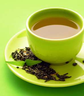 الشاي الأخضر لبشرة نضرة ونقية لقدرته على التخلّص من الدهون في الجسم