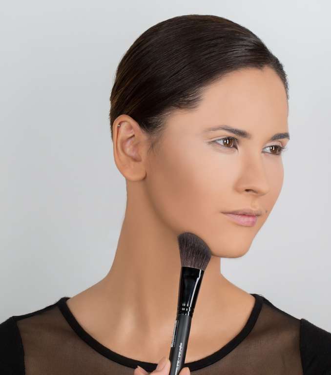 بودرة Mattifying  المضغوطة لتثبيت المكياج 