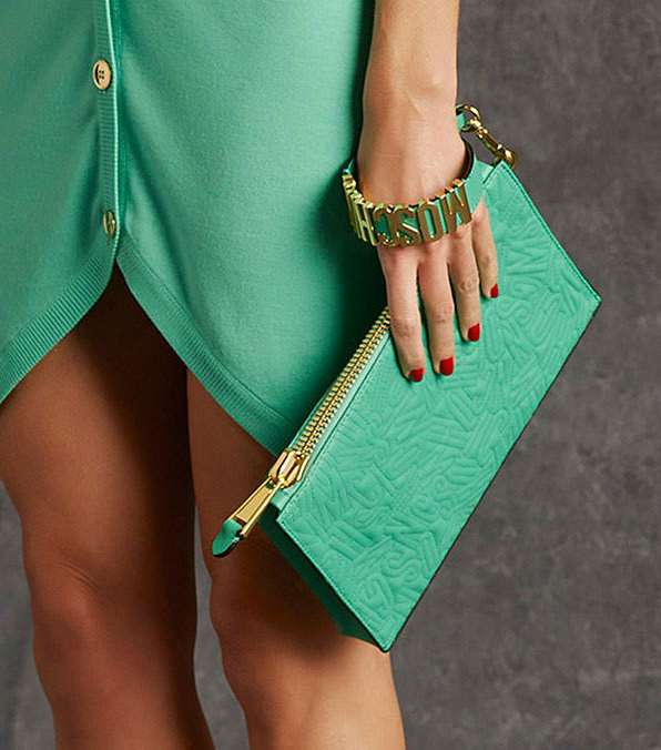اختاري اجمل شنط موسكينو من مجموعة Pre Fall 2015