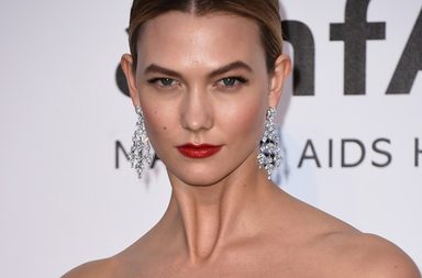 بالصور، صيحات ماكياج وشعر النجمات في حفل  2016 amFAR Gala