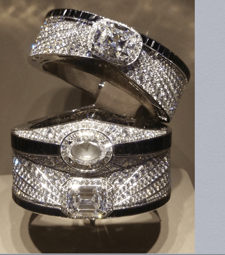 اليك هذه ساعة  Abstraction watch and separable bracelets المميزة من Van cleef & Arpels
