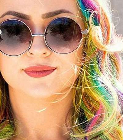 بالصور، سيطرة صبغة قوس القزح هذا الصيف