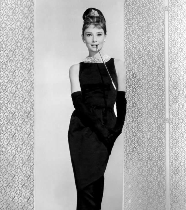 من أكثر الفساتين التي أحدث تغييراً في عالم الموضة، فستان أودري هابورن من جيفنشي