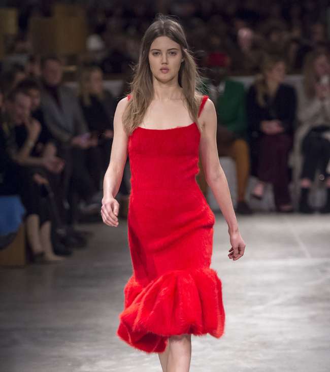 احدث فساتين سهره ٢٠١٨