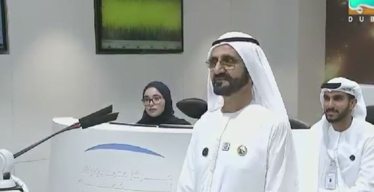 أوّل اتصال مباشر بين محمد بن راشد وهزاع المنصوري