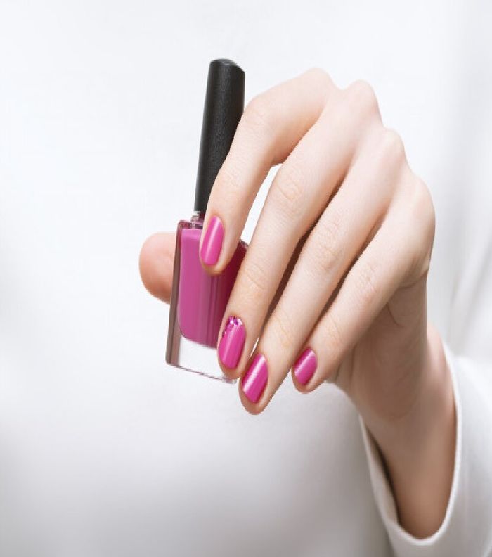 صور اجمل طلاء اظافر بنفسجي