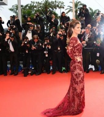 شيريل كول تكسر القاعدة وتختار أحمر زهير مراد